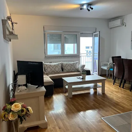 Apartment Leonis Belgrade